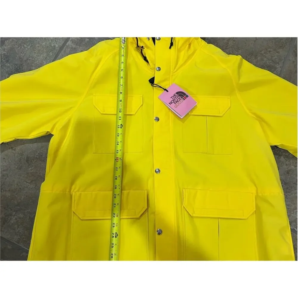 Men's Gucci X North Face techno, hooded rain, jacket size XL